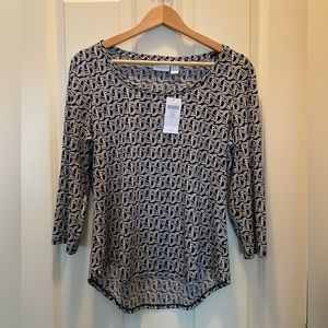 NWT Chico's Black & White Poly Top-1X